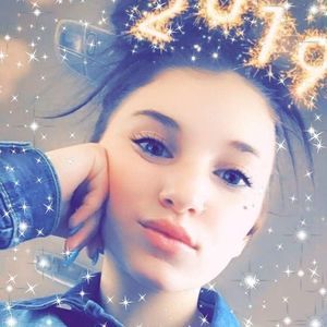 Meet your Posher, Cierra